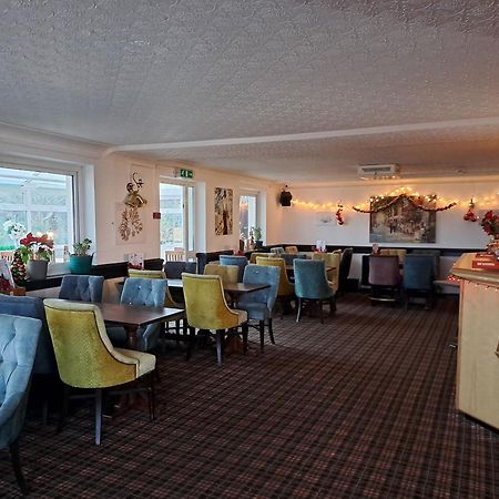 Boathouse Hotel Holyhead Eksteriør billede