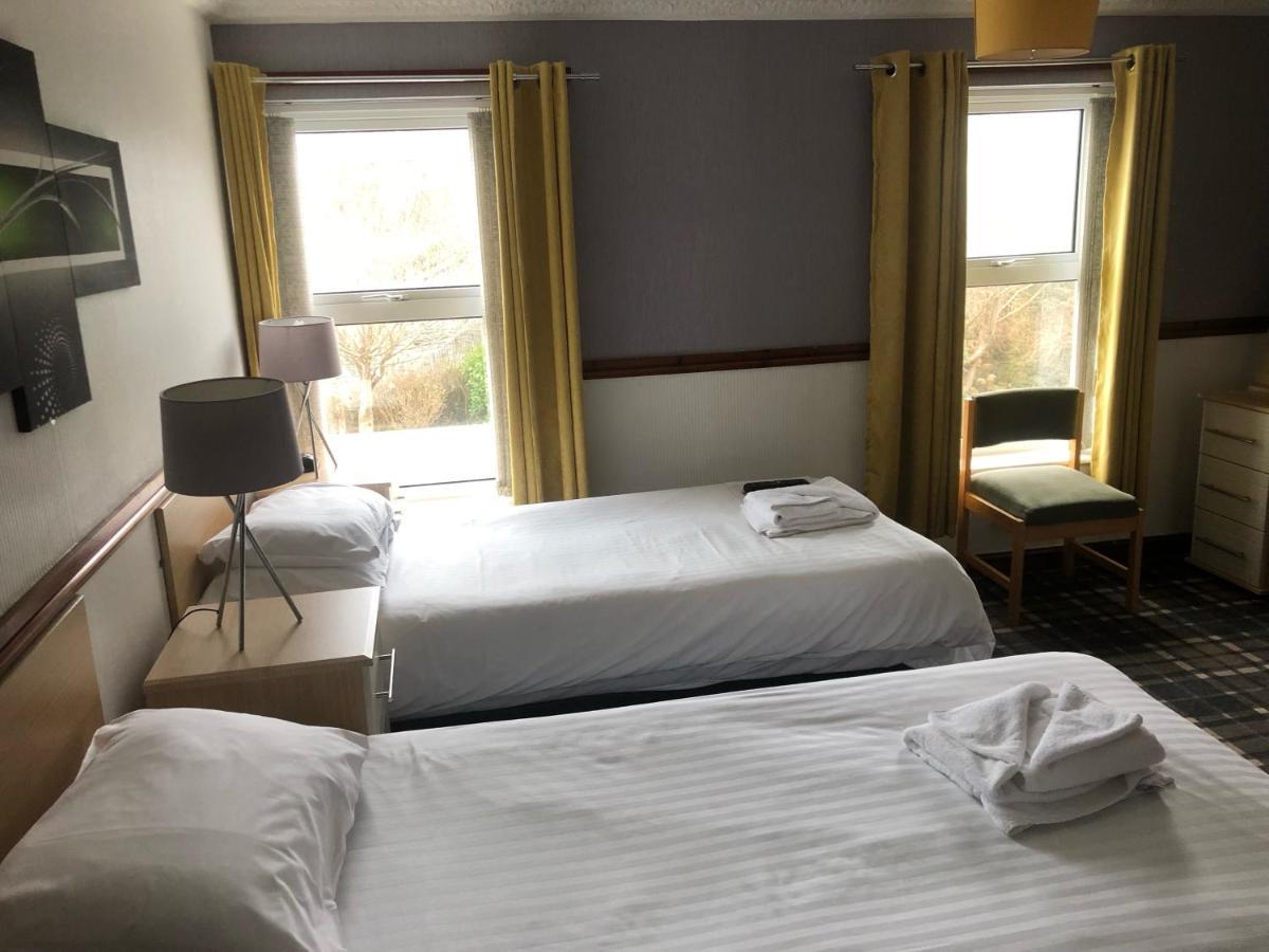 Boathouse Hotel Holyhead Eksteriør billede