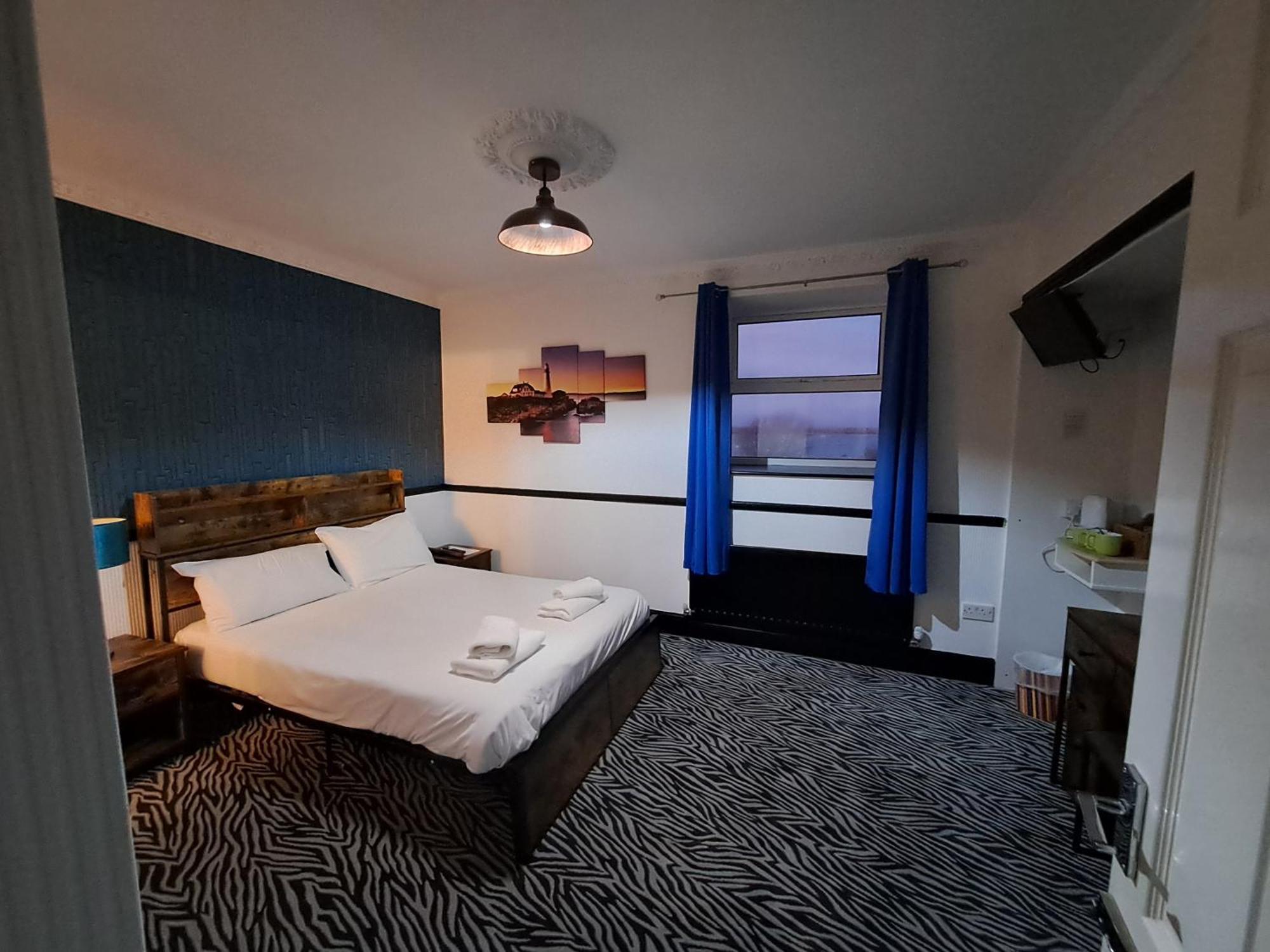 Boathouse Hotel Holyhead Eksteriør billede